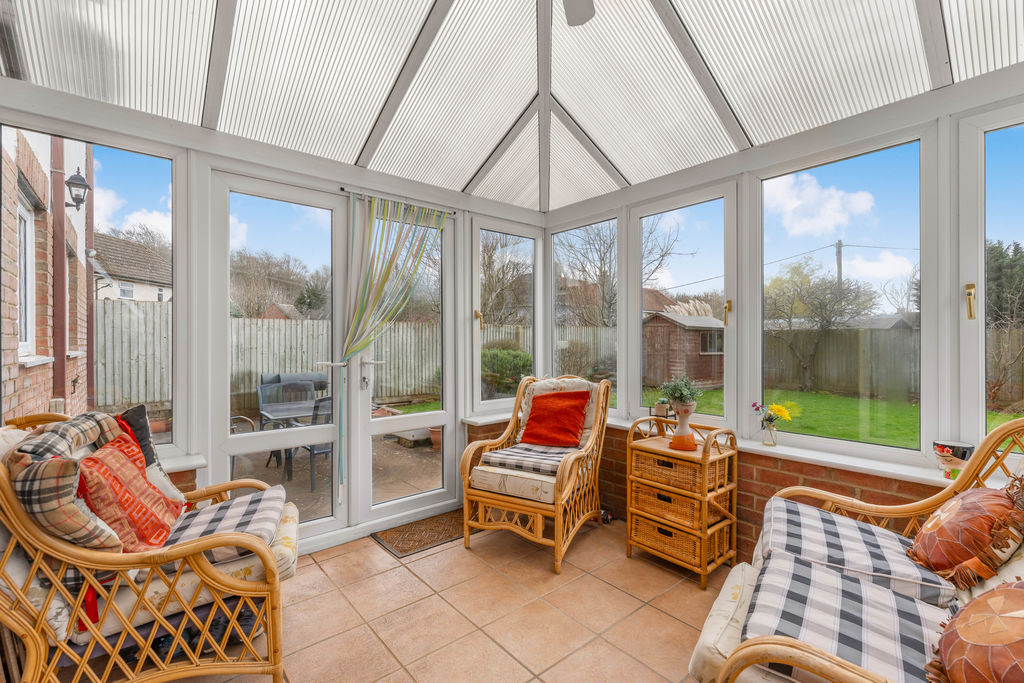 Astrop Gardens Kings Sutton